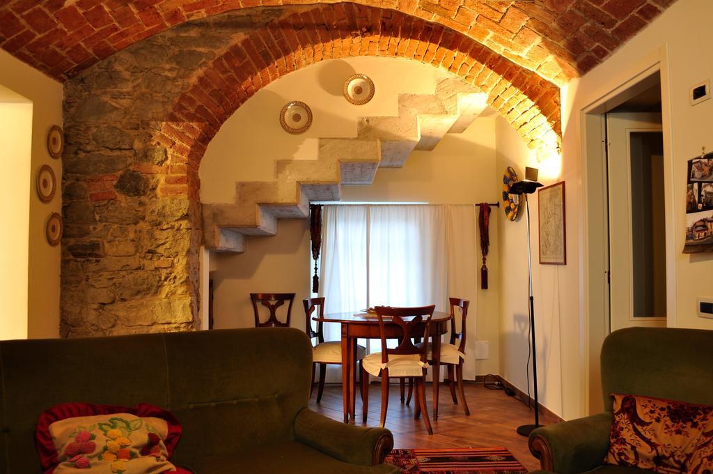 Bed and Breakfast Le Macine Relais Cairo Montenotte Exterior foto