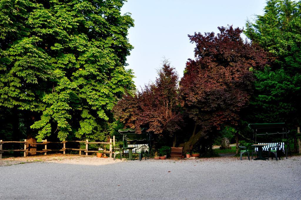 Bed and Breakfast Le Macine Relais Cairo Montenotte Exterior foto